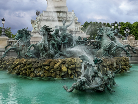 中世纪田园风景摄影图