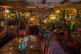 中世纪田园风景摄影图