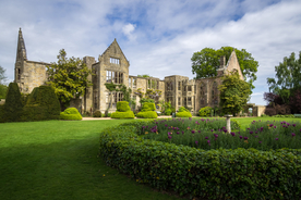 中世纪田园风景摄影图