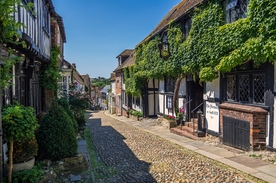 中世纪田园风景摄影图