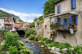 中世纪田园风景摄影图