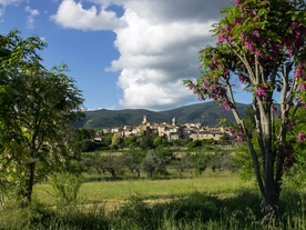 中世纪田园风景摄影图
