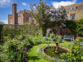 中世纪田园风景摄影图