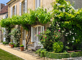 中世纪田园风景摄影图