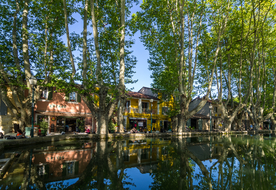 中世纪田园风景摄影图