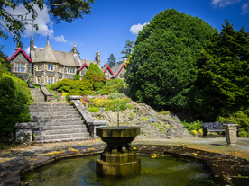 中世纪田园风景摄影图