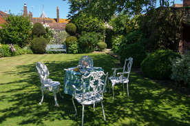 中世纪田园风景摄影图