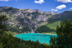 中世纪田园风景图