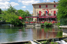 中世纪田园风景图