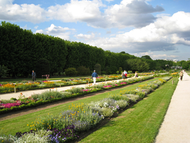 中世纪田园风景图