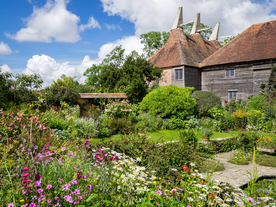 中世纪田园风景图