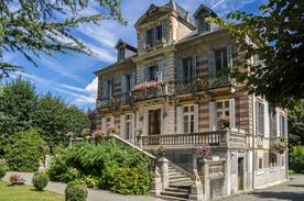 中世纪田园风景图