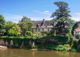 中世纪田园风景图