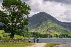 中世纪田园风景图