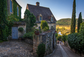 中世纪田园风景图