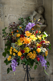 中世纪田园风景图