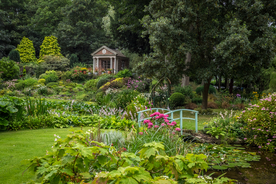 中世纪田园风景图