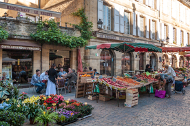 中世纪田园风景图