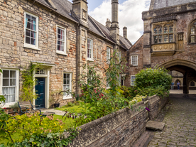 中世纪田园风景图