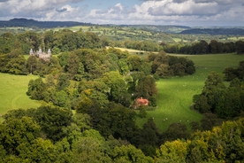 中世纪田园风景图
