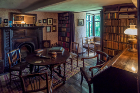 中世纪田园风景图