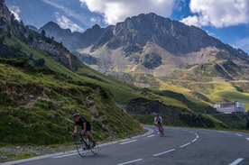 中世纪田园风景图