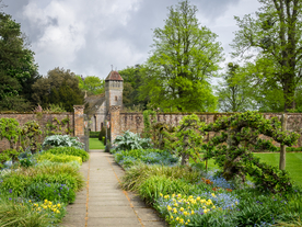 中世纪田园风景图