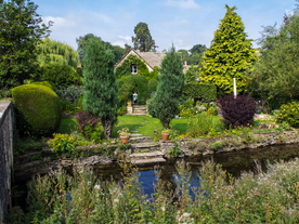 中世纪田园风景图