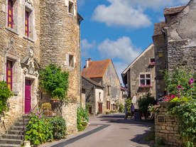 中世纪田园风景图