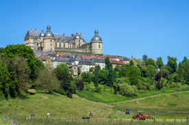 中世纪田园风景图