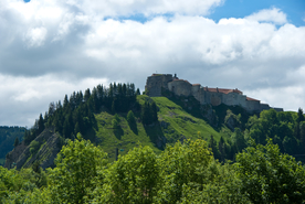 中世纪田园风景图