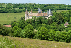 中世纪田园风景图