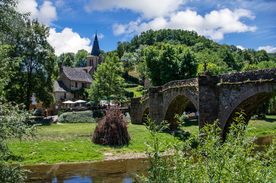 中世纪田园风景图
