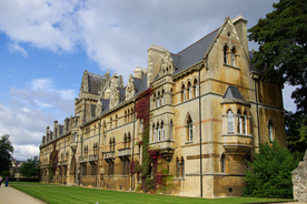 中世纪田园风景图