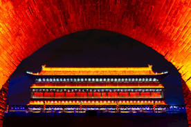 西安古城墙永宁门箭楼背面夜景