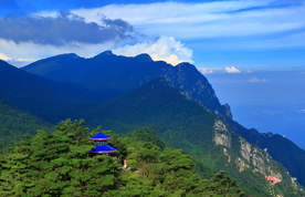 庐山五老峰含鄱亭