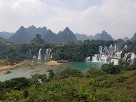 德天瀑布 山水