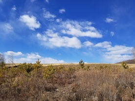 风景图片 山 蓝天白云