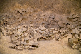 秦兵马俑二号坑遗址秦砖