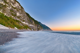 海岸风景摄影图