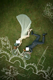 婚纱照 写真 草地 绘画 粉笔