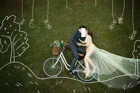 婚纱照 写真 草地 绘画 粉笔