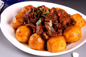 土豆烧排骨