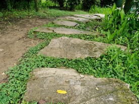 石板路