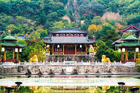 华清池九龙湖龙吟榭