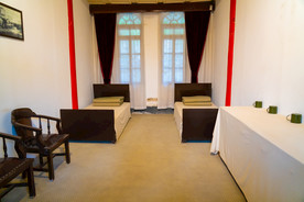 华清池环园三间厅桐荫轩