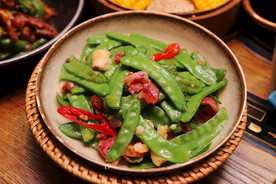 豆荚炒肉
