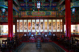 西安钟楼二层紫砂展