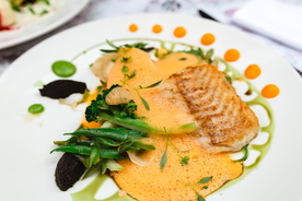 香煎三文鱼图片