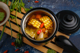 霸皇花炖排骨汤